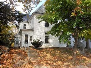 908 S A St, Elwood, IN