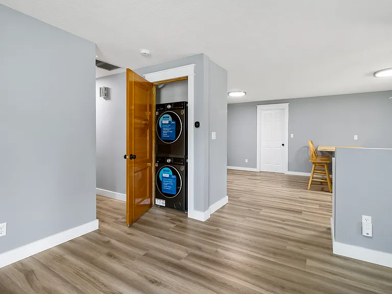 315 Smith Dr — Photo 6