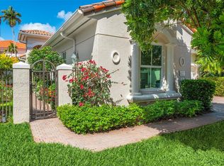 1458 Mariner Way, Hollywood, FL 33019