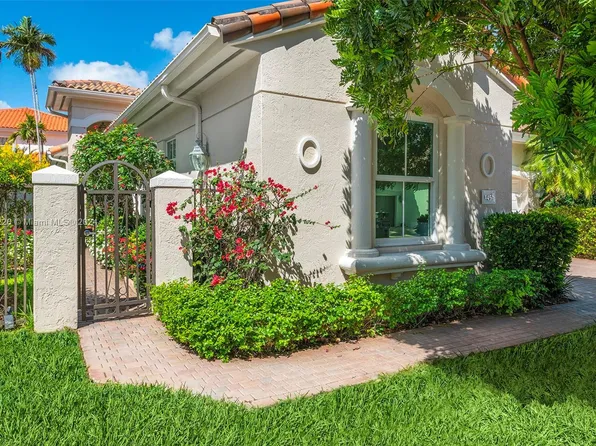 1458 Mariner Way, Hollywood, FL 33019