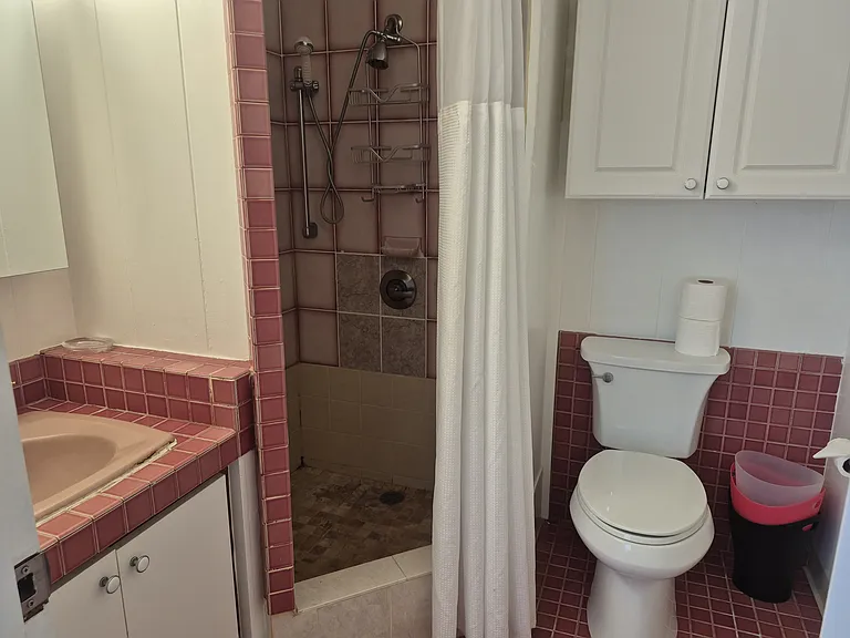 2226 Seaview Ave — Photo 7