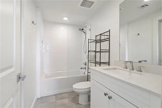 2100 Saint Thomas St #205 — Photo 11