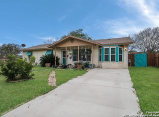301 converse center st converse tx