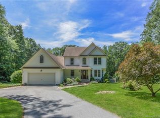121 Falls Landing Rd, Deep River, CT 06417
