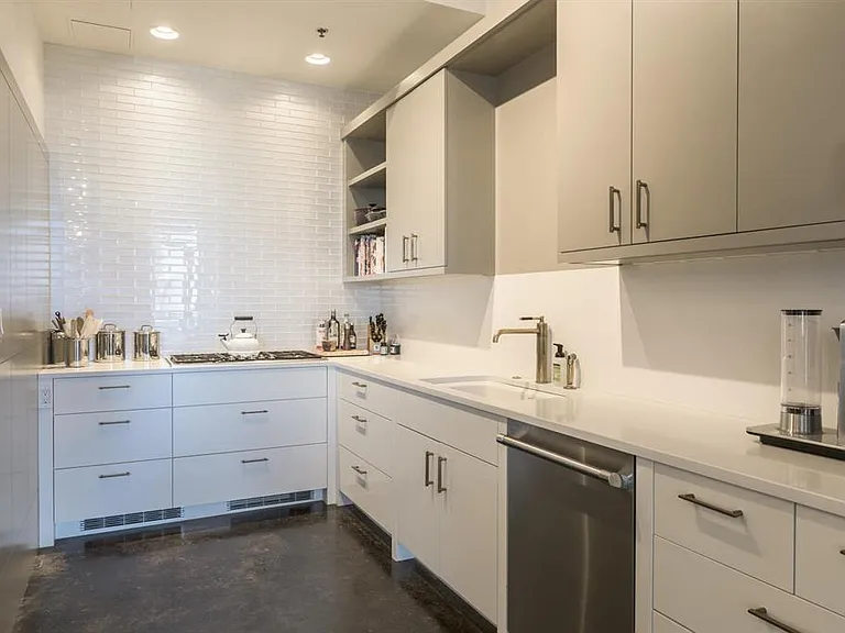 800 W 5th St #1007 — Photo 10
