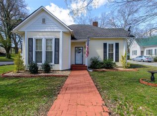 810 Armstrong St, Russellville, KY 42276