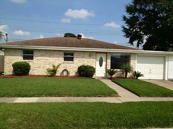 2505 Mumphrey Rd, Chalmette, LA 70043
