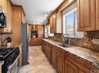 611 S Porto Pl, Anaheim, CA 92802