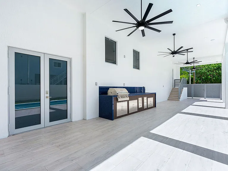 365 Buttonwood Shores Dr — Photo 9
