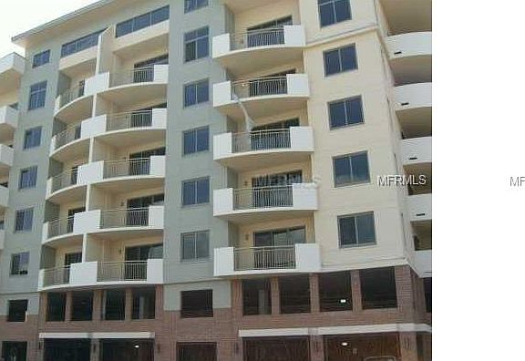 2nd image of 1108 N Franklin St Unit 304
