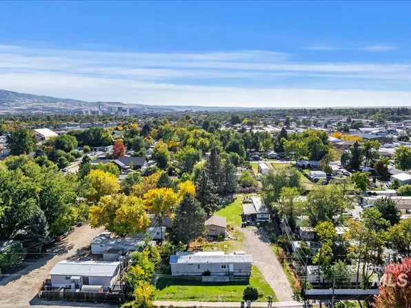 213 E 40th St, Garden City, ID 83714