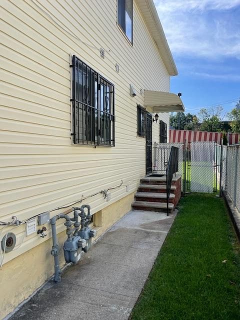 1st image of 58 Bellhaven Pl #2