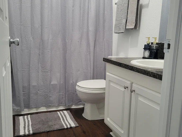 Oak Ridge Apartments — Photo 25