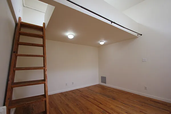 Rented by Natural Habitat Realty | media 2