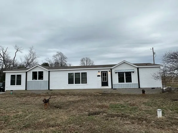 7125 Sandford Rd, West Terre Haute, IN 47885