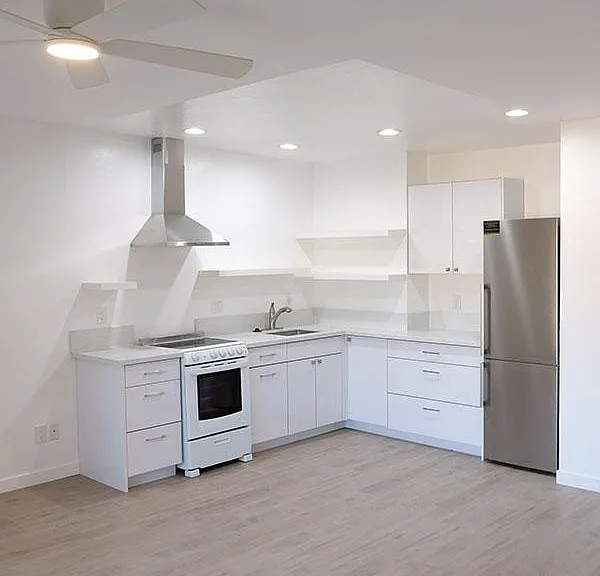 3295 C St — Photo 1