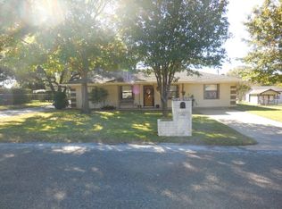 106 Birch Dr, Gatesville, TX 76528