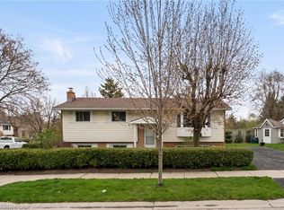 602 Highpoint Ave, Waterloo, ON N2L 4N1