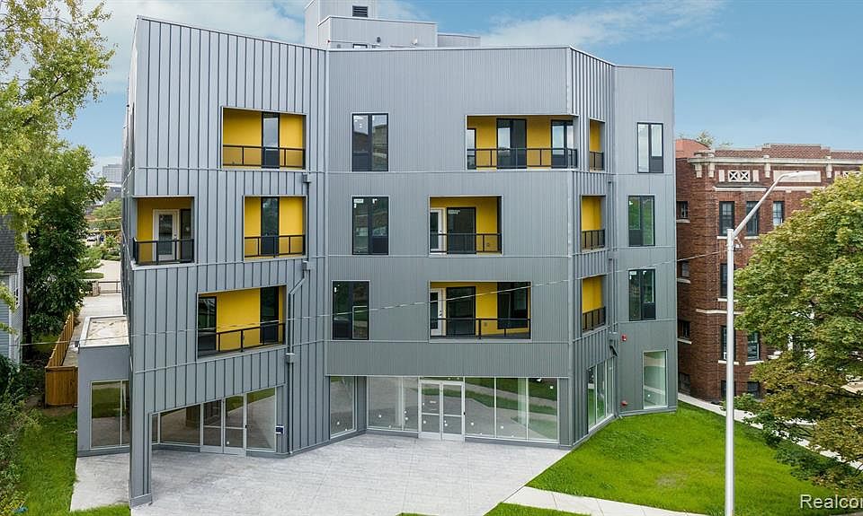 1st image of 655 W Willis St #304