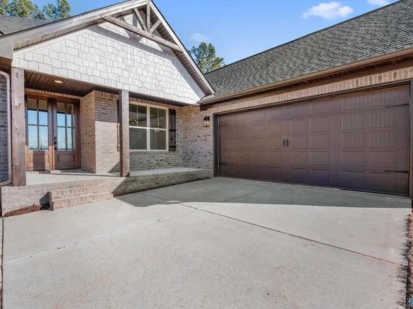 22052 Mulligan Pkwy, Athens, AL 35613