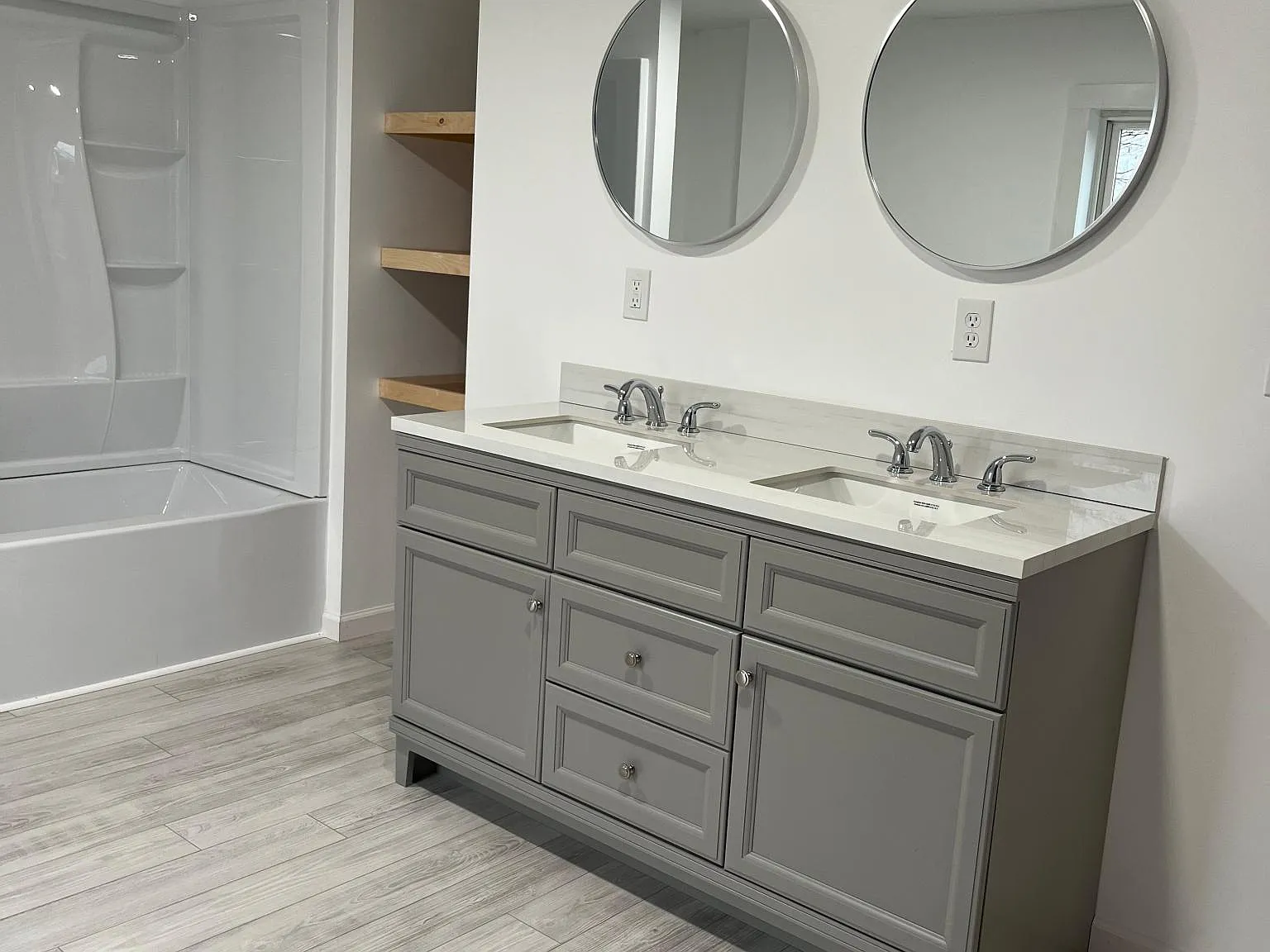 4 bed, 1468 sqft, $1,900 — Photo 4