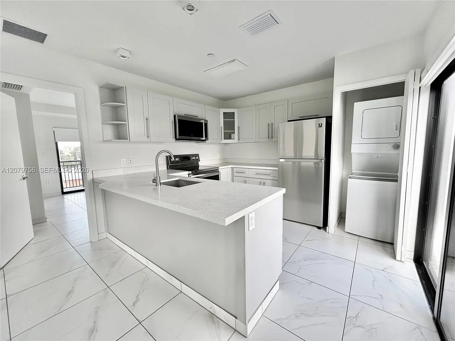 Brickell Riverview — Photo 2