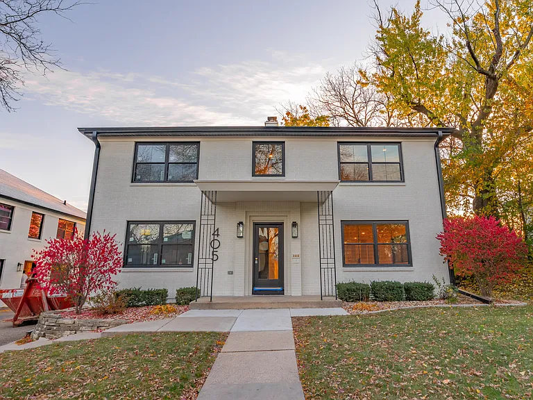 405 Presidential Ln #3 — Photo 1