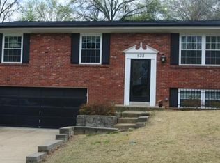 528 Aspen Dr, Saint Louis, MO