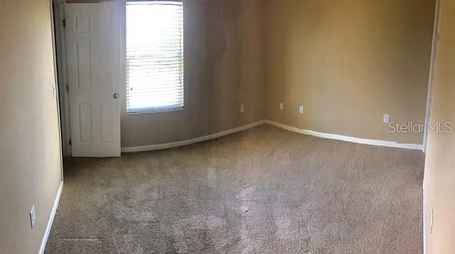 1102 Chelsea Dr — Photo 5