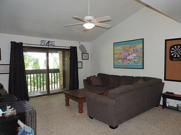 3rd image of 307 Park Hill Dr