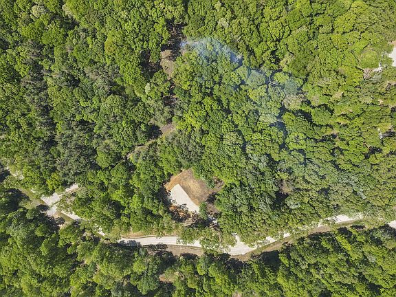 2nd image of 18573 Huggins Rd