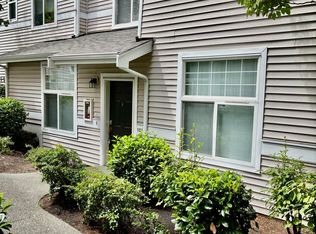 2010 132nd Ave SE APT 101, Bellevue, WA 98005