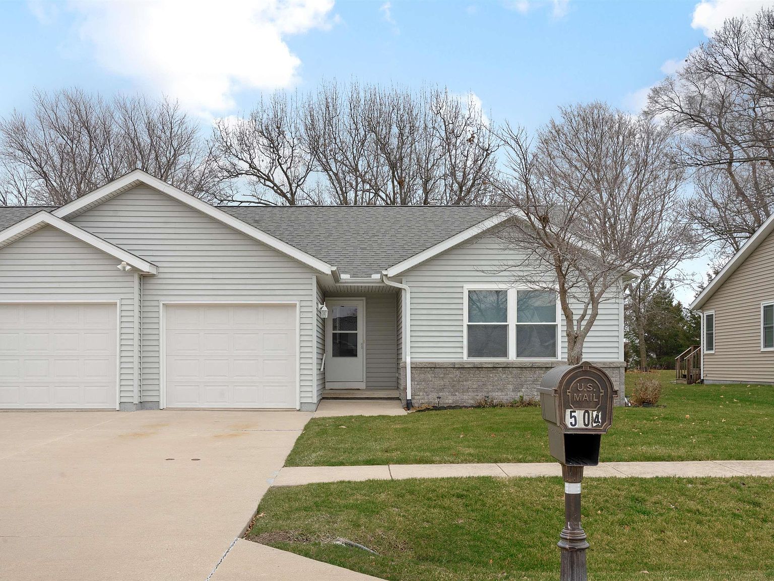 504 Larkspur Ln, Geneseo, IL 61254 Zillow