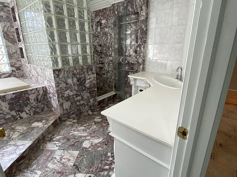 336 Scranton Ave #1 — Photo 27