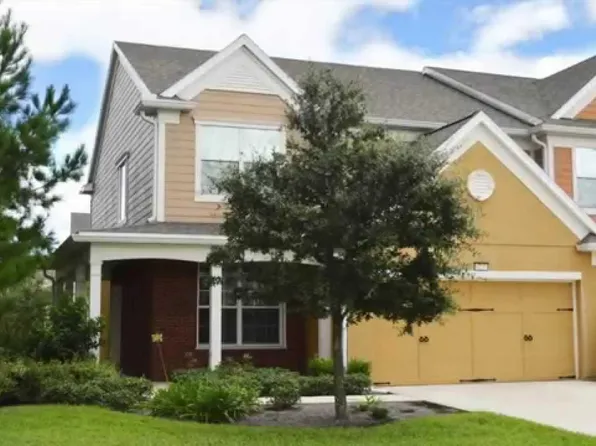4221 Metron Dr, Jacksonville, FL 32216