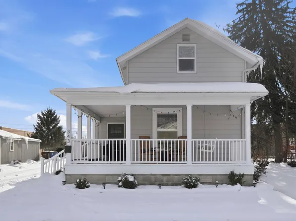 343 W 11th St, Auburn, IN 46706