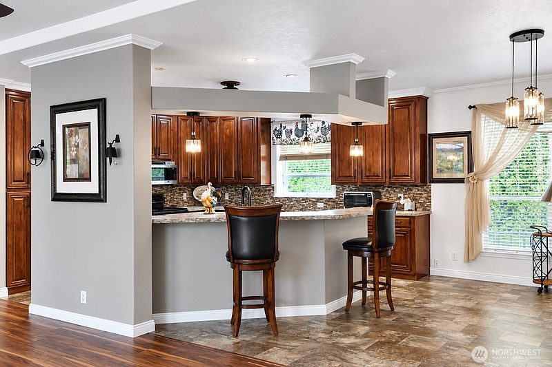 5th image of 14727 43rd Avenue NE #153
