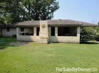 644 N Lee St, Marksville, LA 71351