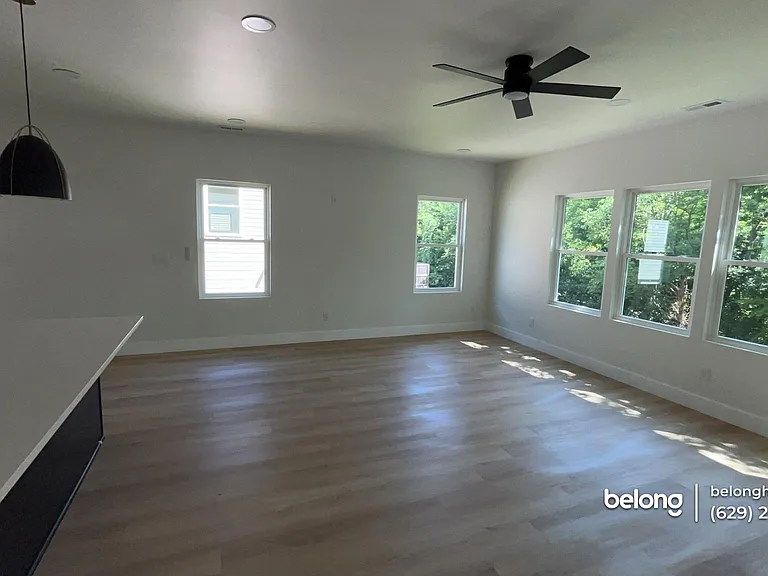 1807 Liberia St — Photo 3