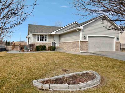 737 S Westview Cir, Andover, KS, 67002