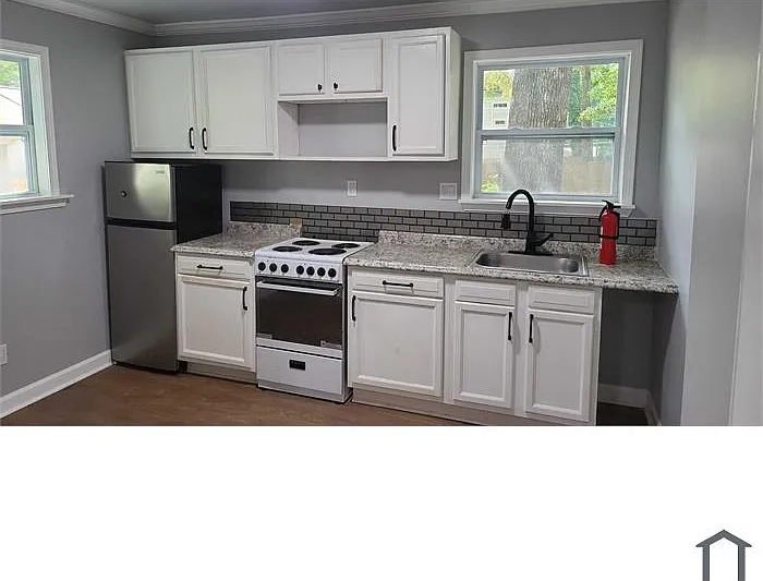 Oldknow Dr NW, Atlanta — Photo 2