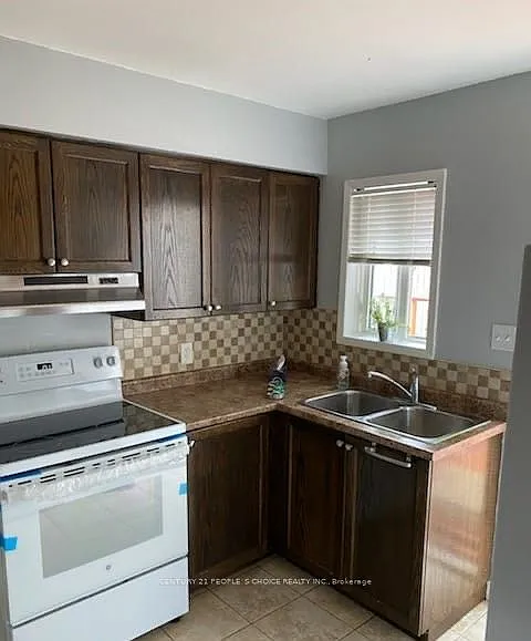 3 bed, $2,150 — Photo 4