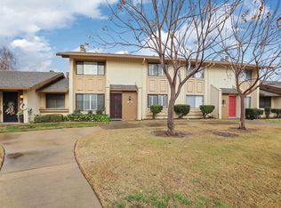 22 W Lancaster Dr, Stockton, CA 95207