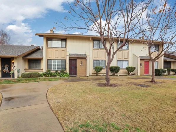 22 W Lancaster Dr, Stockton, CA 95207