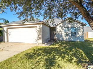 308 Rouen Dr, Port Lavaca, TX 77979