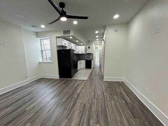 4th image of 1808 W Susquehanna Ave #B