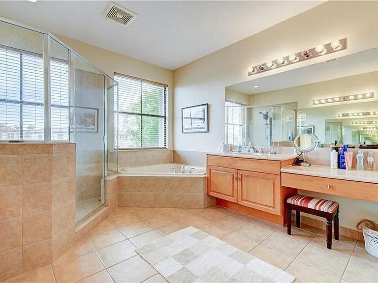 4169 Artesa Dr #4169 — Photo 6