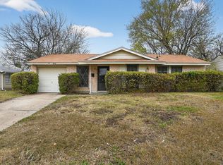 6245 Fenway St, Dallas, TX 75217