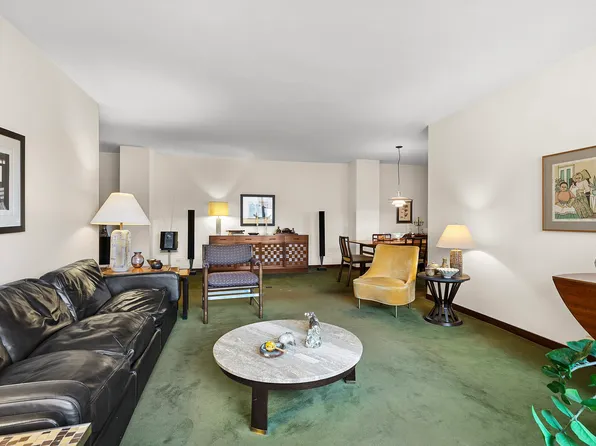 70 East 10th Street image 5 of 11