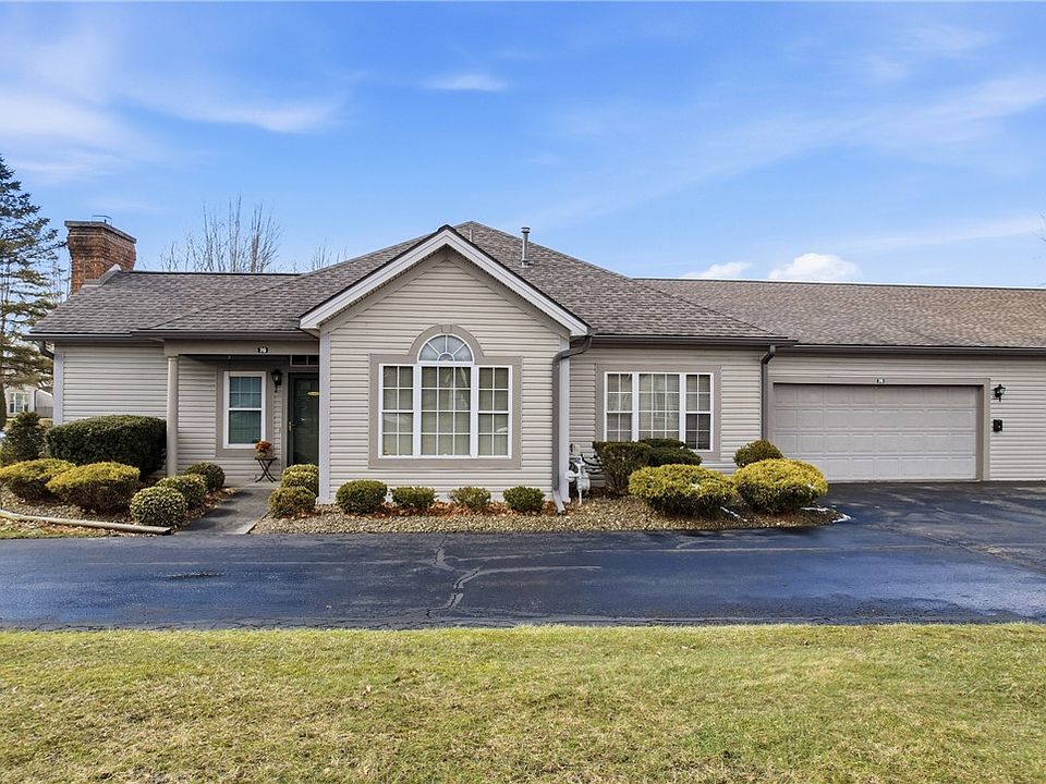 1st image of 76 Stone Ridge Blvd